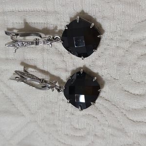 Silver earrings with onyx